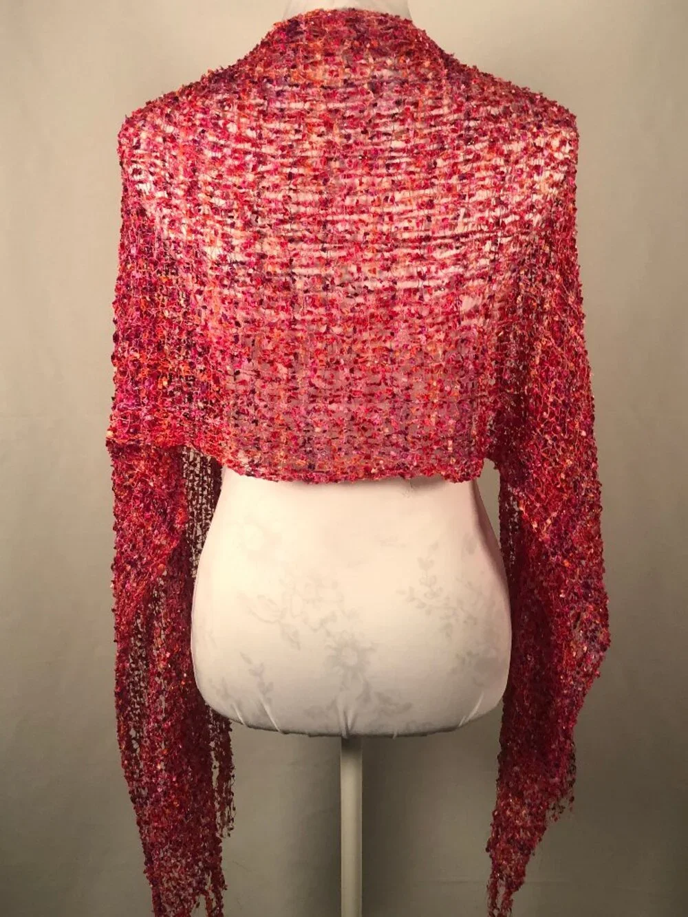 Vintage Textured Fringe Scarf – Red Pink Multi Knit | Soft Luxe Wrap